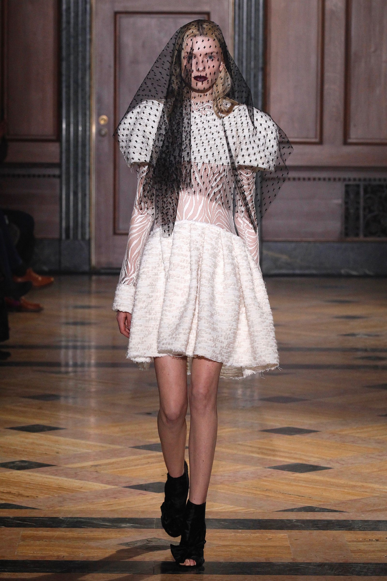 Fall/Winter 2016 Look 25